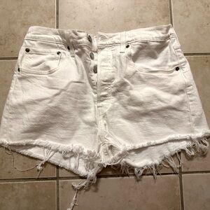 Levi’s 501 denim shorts size 30 white